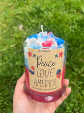 Load image into Gallery viewer, Americana whipped candle