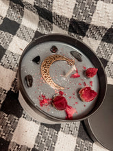 Load image into Gallery viewer, Dragons blood Crystal Candle